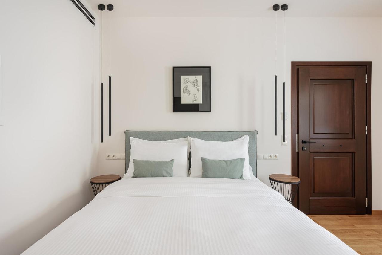 Petrou Suites يانينة المظهر الخارجي الصورة